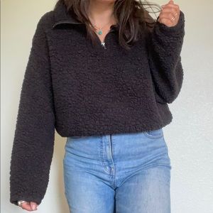 H&M Black Cropped Crewneck
